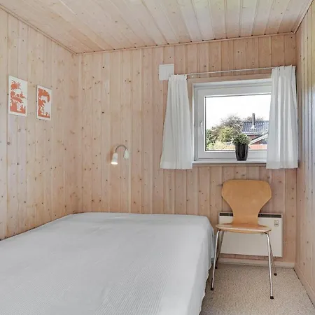 Beautiful In With Sauna, Wifi And 4 Bedrooms