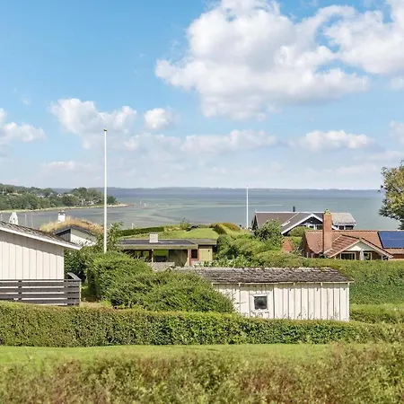Beautiful In With Sauna, Wifi And 4 Bedrooms